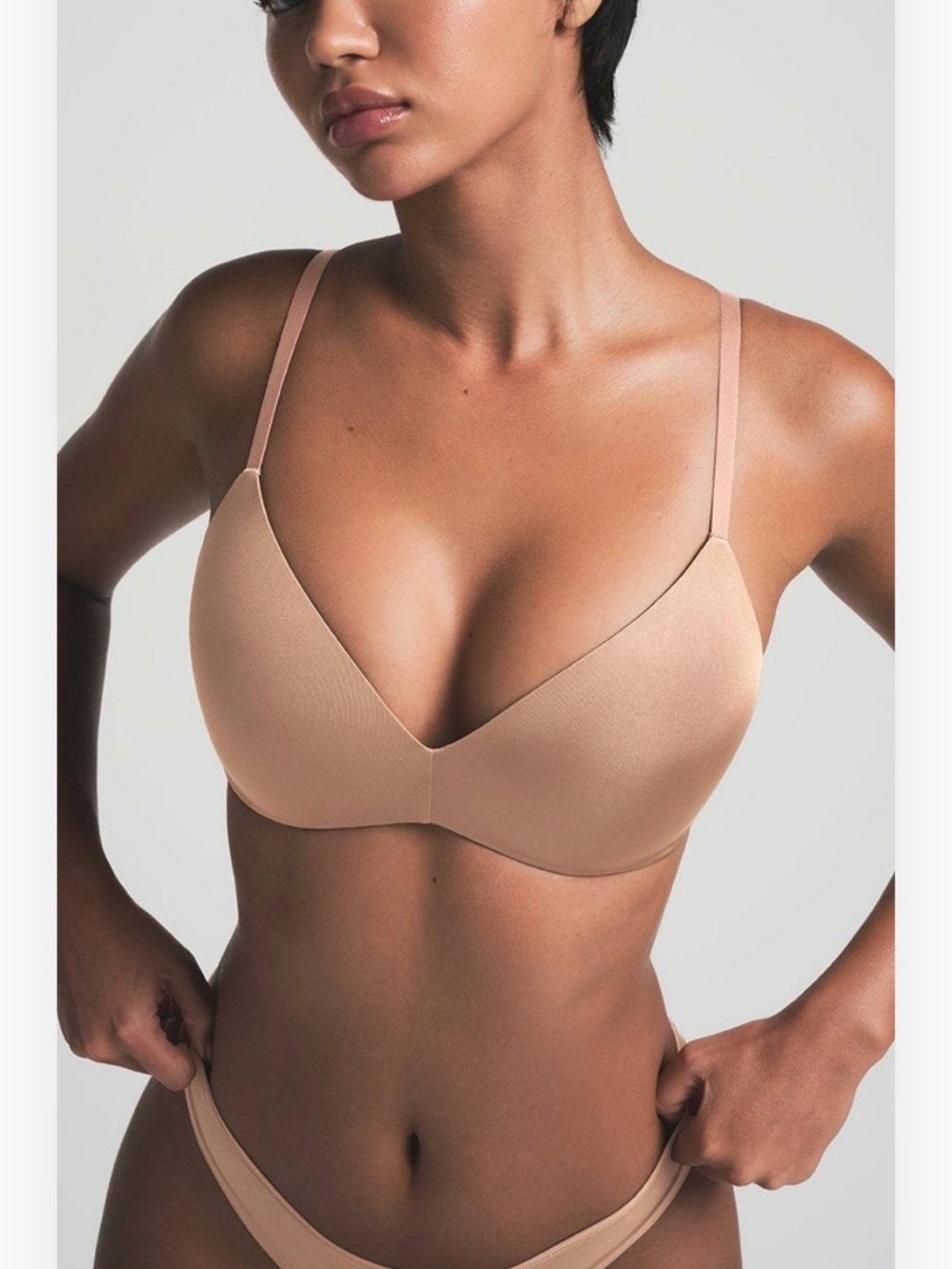 SKIMS Wireless Form Push Up Bra (Sienna) 34A